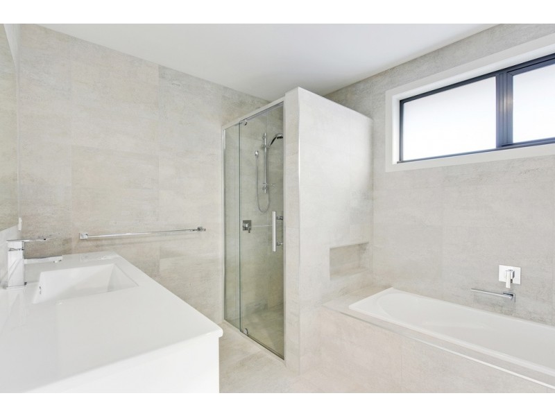 Units 1and2, 16 Whitelea Court, Sorell TAS 7172