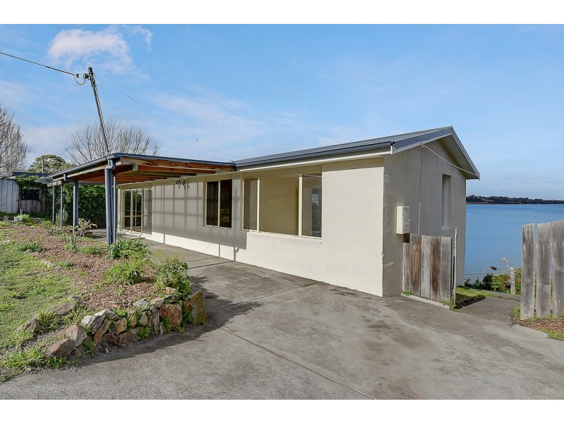 567 Shark Point Road, Penna TAS 7171