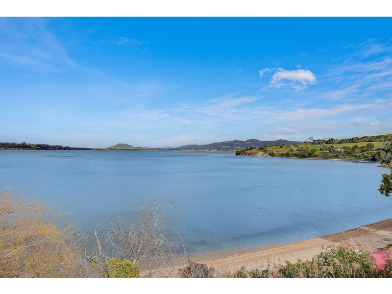 567 Shark Point Road, Penna TAS 7171