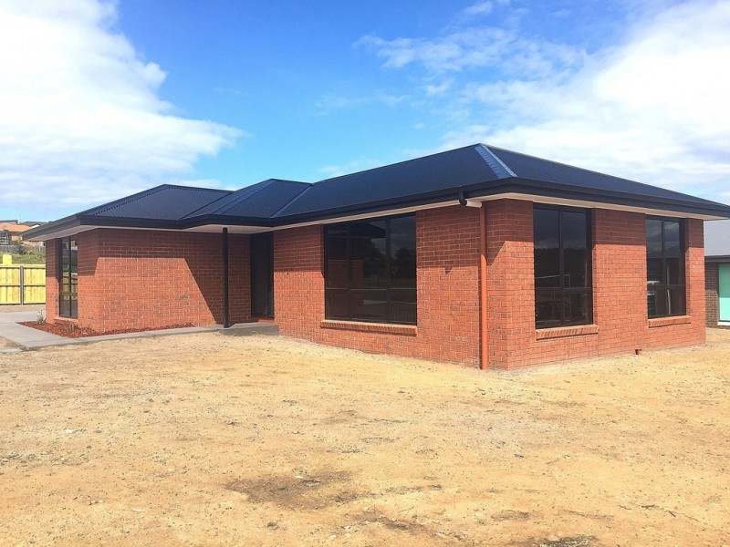 35 Barilla Court, Midway Point TAS 7171