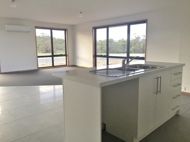 35 Barilla Court, Midway Point TAS 7171
