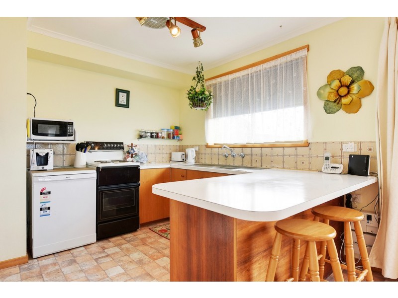 9 Waterview Court, Midway Point TAS 7171