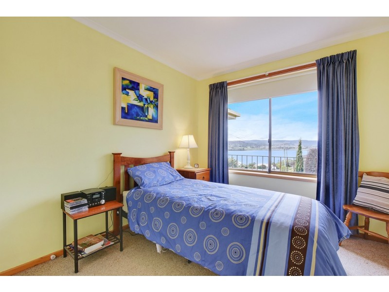 9 Waterview Court, Midway Point TAS 7171