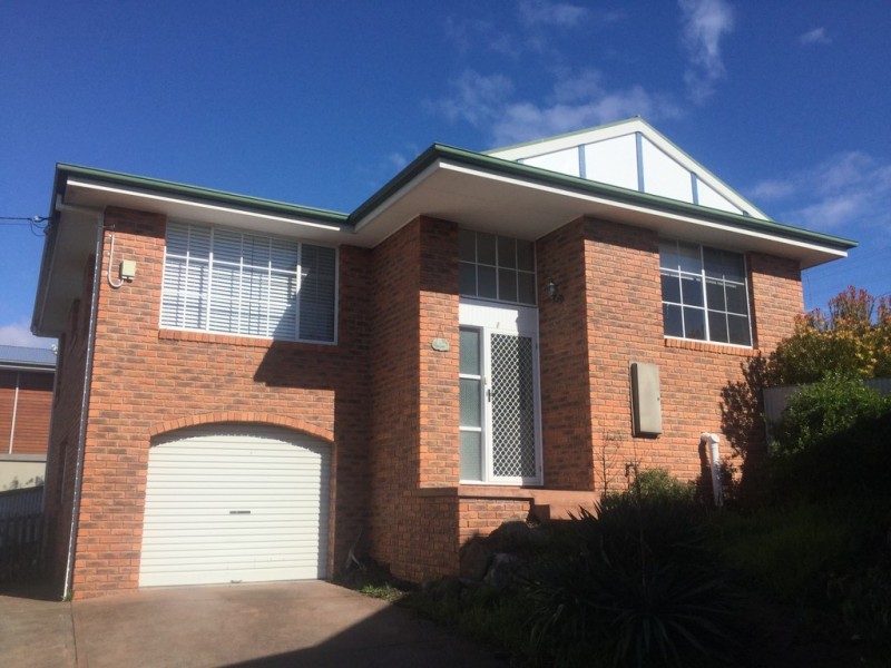 Unit 1/10 Stewart Court, Midway Point TAS 7171