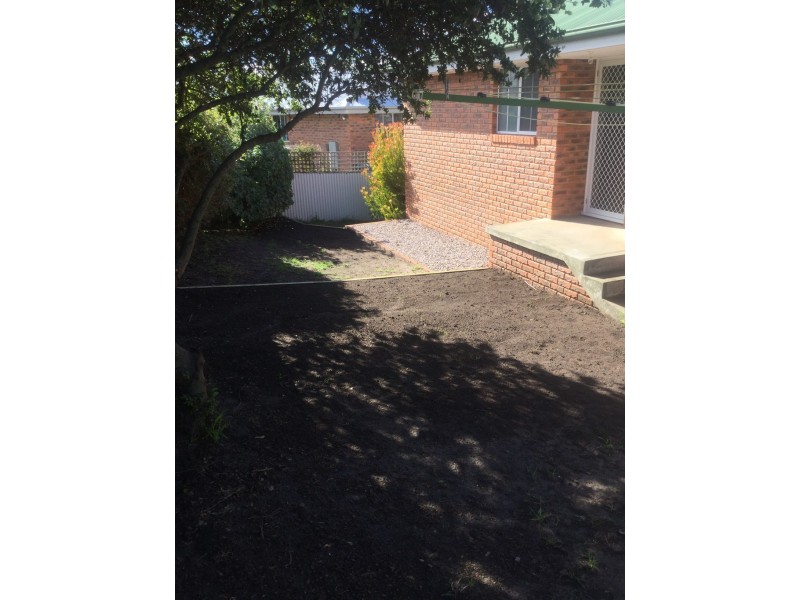 Unit 1/10 Stewart Court, Midway Point TAS 7171