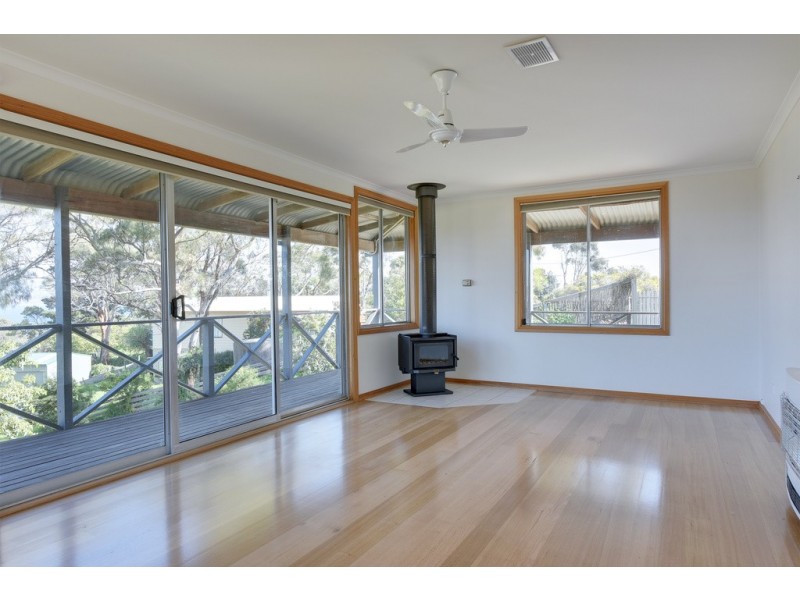 9 North Street, Dodges Ferry TAS 7173