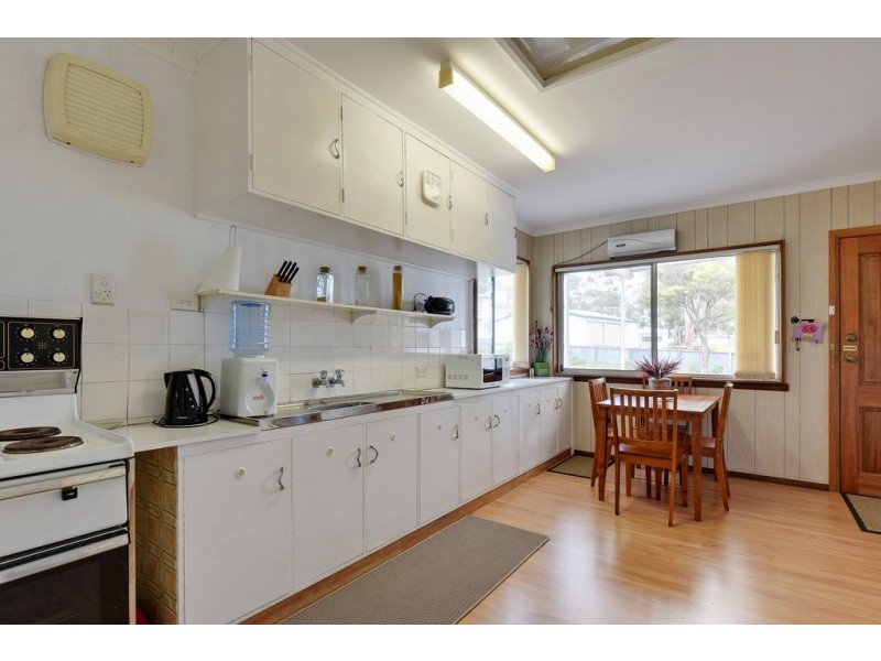 14 Oak Street, Primrose Sands TAS 7173