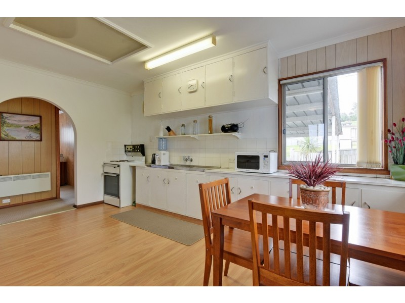 14 Oak Street, Primrose Sands TAS 7173