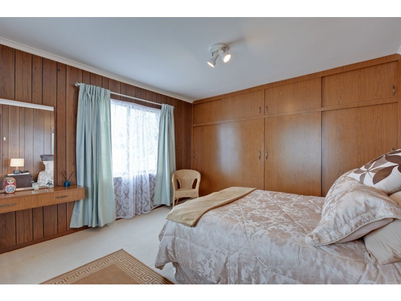 14 Oak Street, Primrose Sands TAS 7173