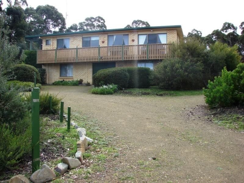 162 Apex Point Road, White Beach TAS 7184