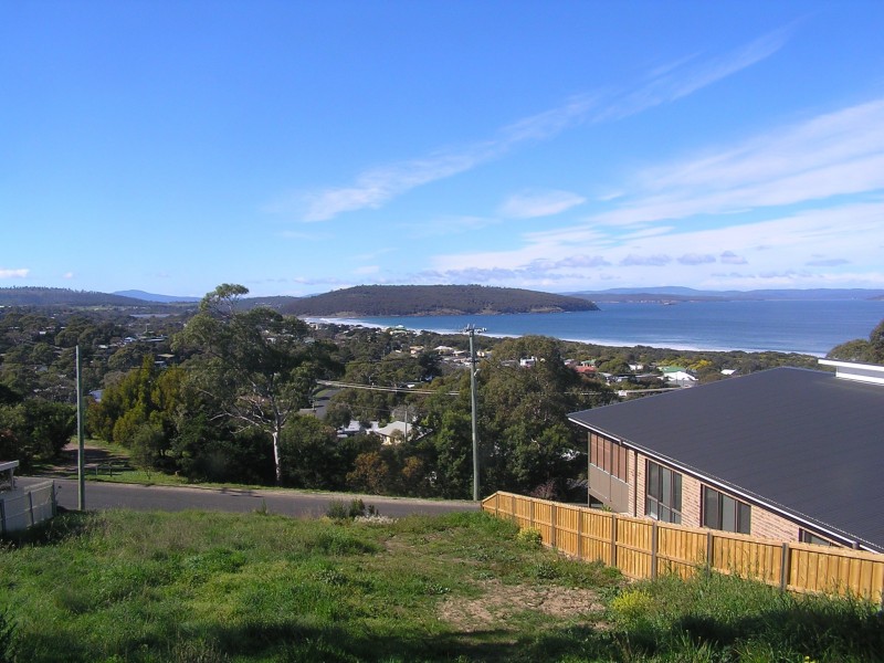 6 Wattle Road, Dodges Ferry TAS 7173