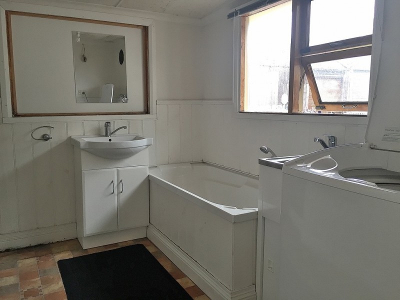 4 Raynors Road, Midway Point TAS 7171