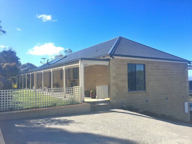 5 Olinka Court, Carlton TAS 7173