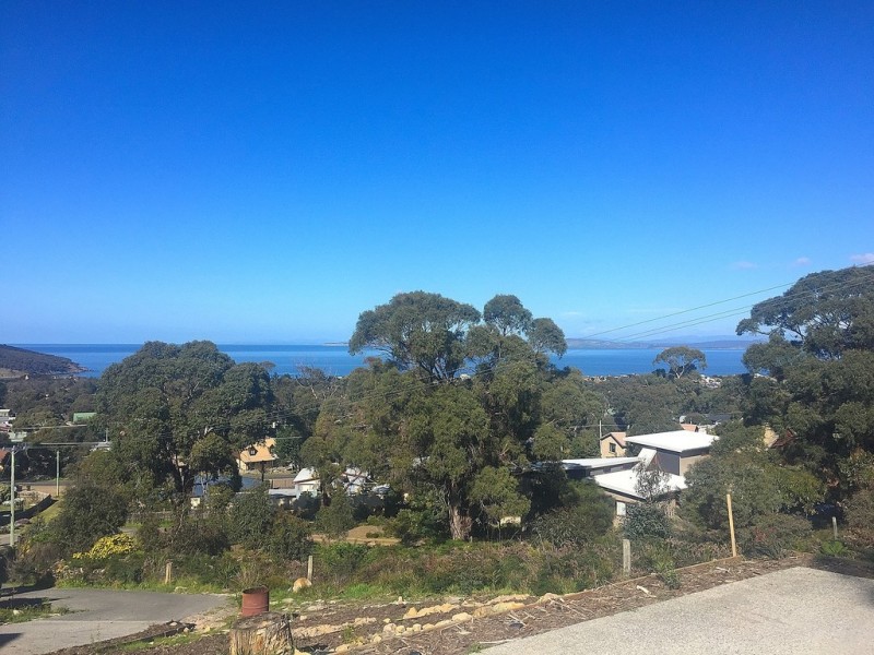 5 Olinka Court, Carlton TAS 7173