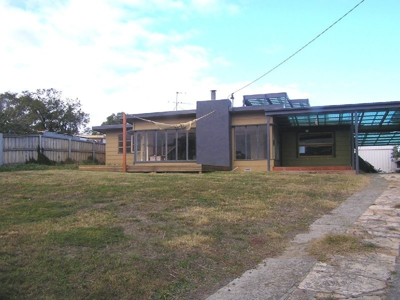 8 Jetty Road, Dodges Ferry TAS 7173