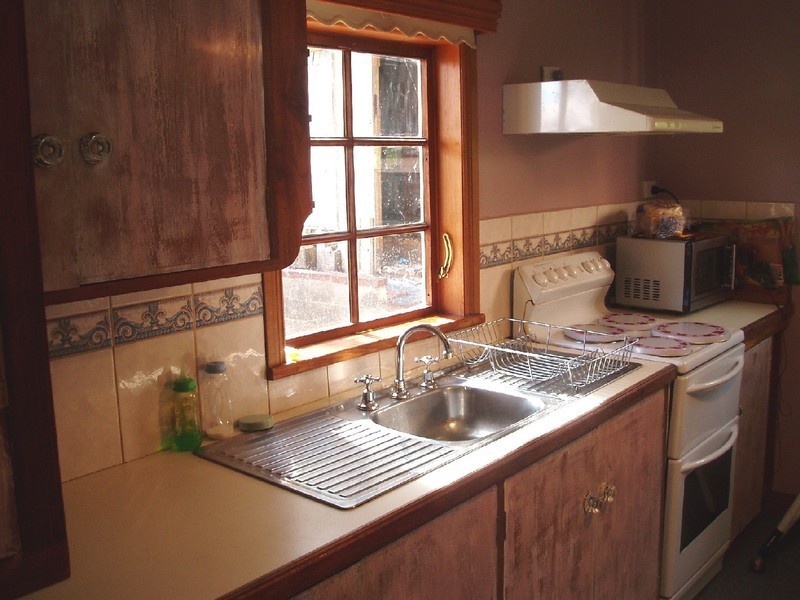 8 Esplanade, Dunalley TAS 7177