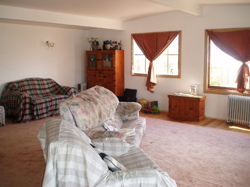 8 Esplanade, Dunalley TAS 7177