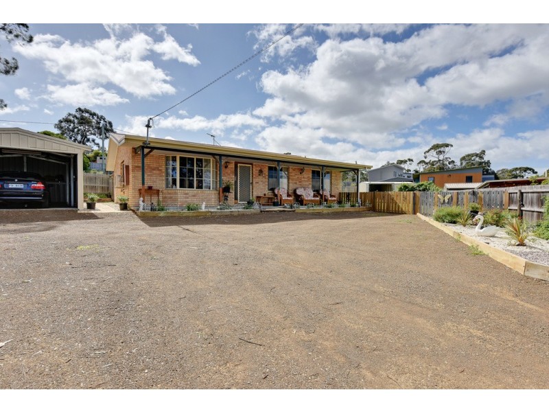 11 Parker Street, Carlton TAS 7173