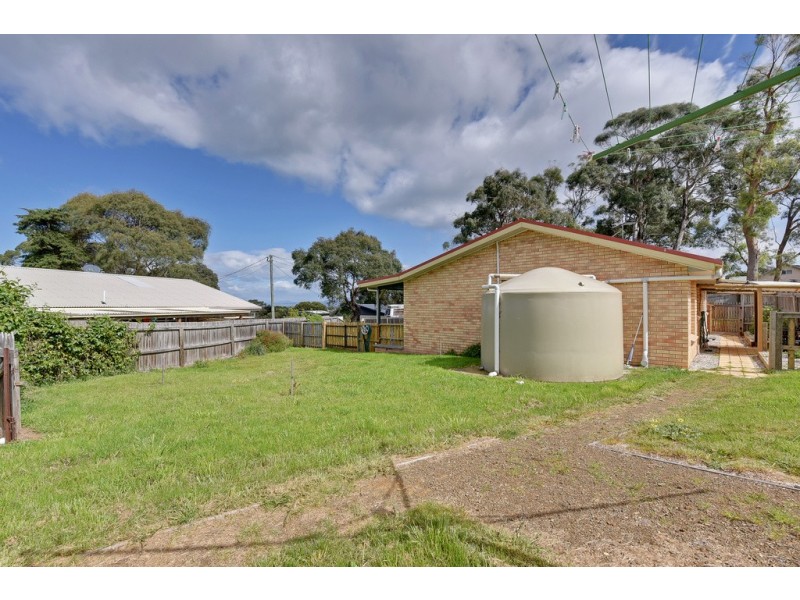 11 Parker Street, Carlton TAS 7173