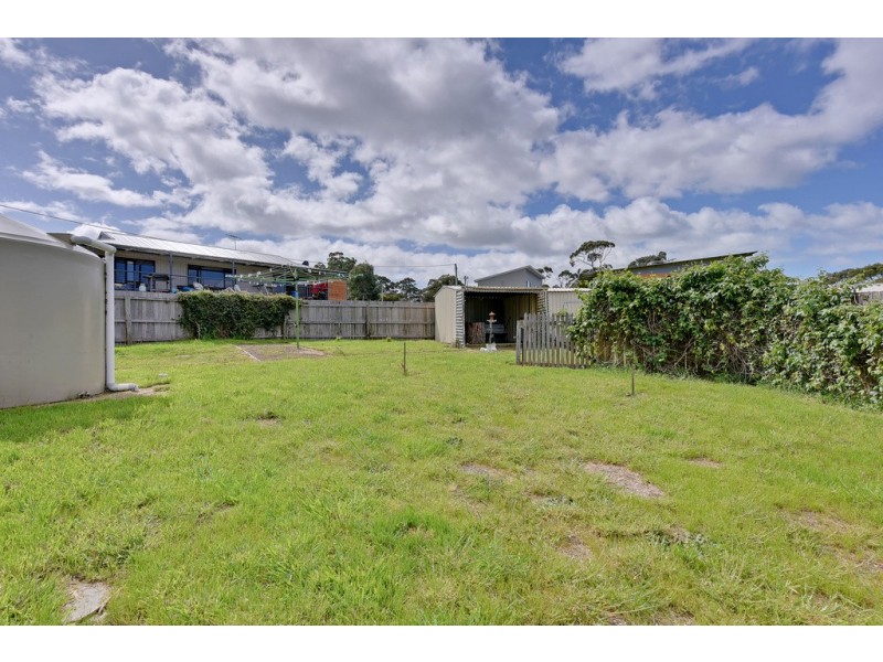 11 Parker Street, Carlton TAS 7173