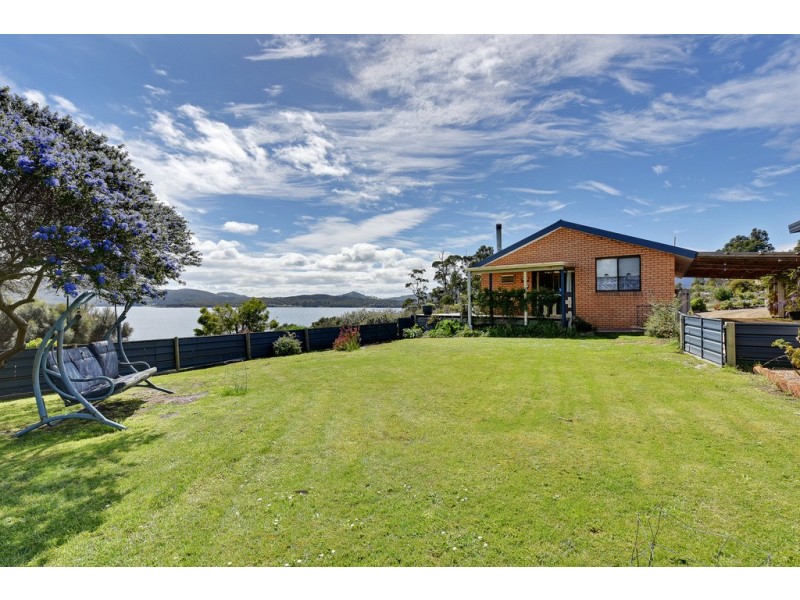 40 Spaulding Street, White Beach TAS 7184