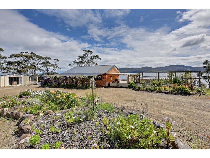 40 Spaulding Street, White Beach TAS 7184