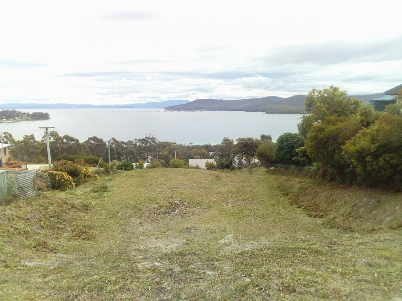 70 Lagoon Road, White Beach TAS 7184