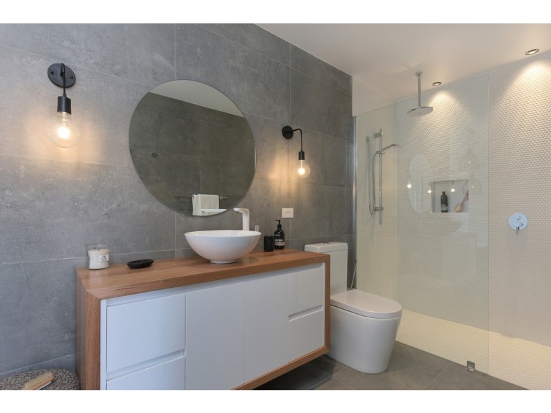 185 Lewisham Scenic Drive, Lewisham TAS 7173
