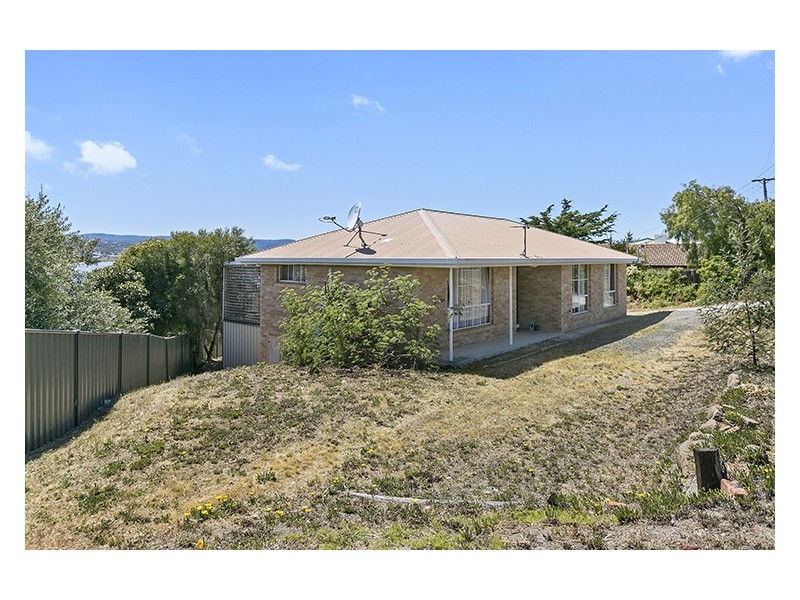 41 Esplanade, Midway Point TAS 7171