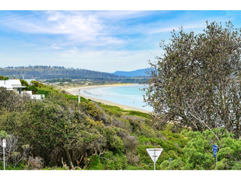 69 Carlton Beach Road, Dodges Ferry TAS 7173