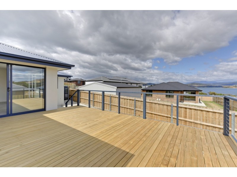 21 Barilla Court, Midway Point TAS 7171