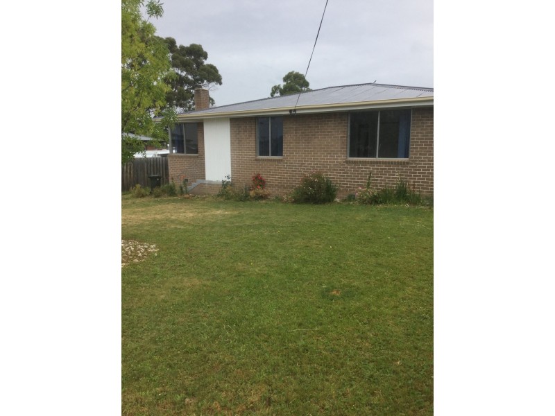 23 Hookey Street, Rokeby TAS 7019