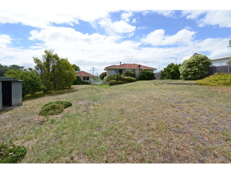6 Singapore Street, Midway Point TAS 7171
