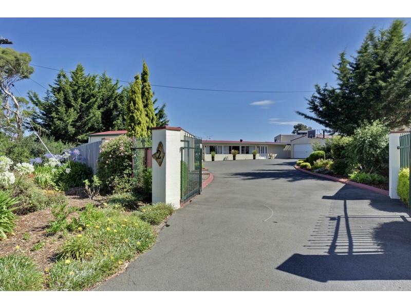 2 Pargonee Street, Dodges Ferry TAS 7173