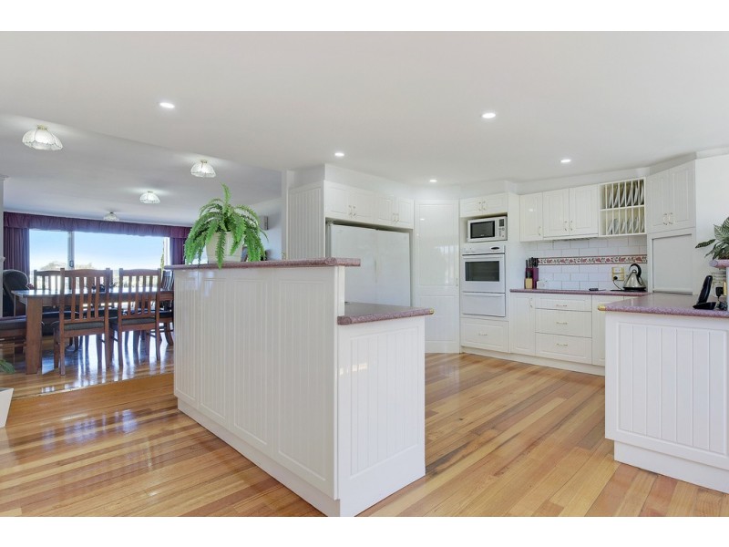 2 Pargonee Street, Dodges Ferry TAS 7173