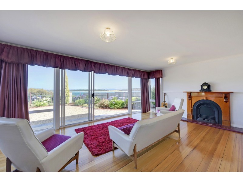 2 Pargonee Street, Dodges Ferry TAS 7173