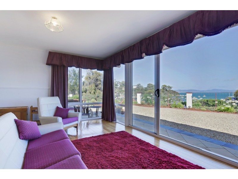 2 Pargonee Street, Dodges Ferry TAS 7173