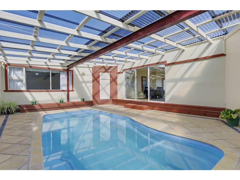 2 Pargonee Street, Dodges Ferry TAS 7173