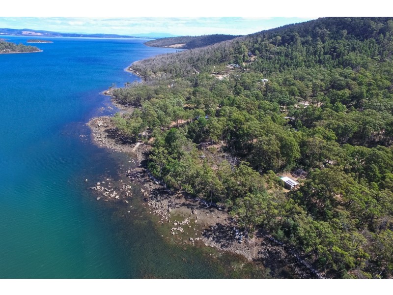 197 Old Jetty Road, Eaglehawk Neck TAS 7179