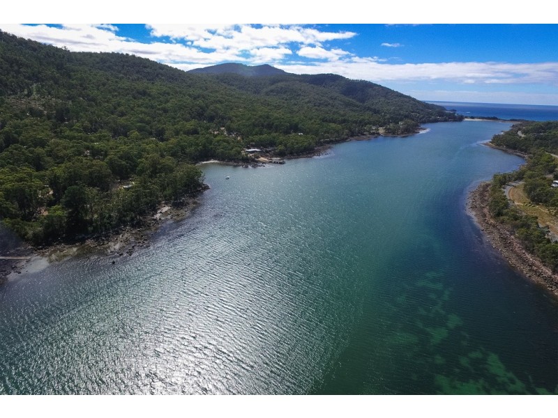 197 Old Jetty Road, Eaglehawk Neck TAS 7179