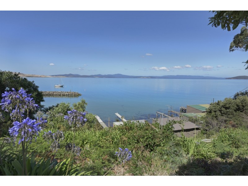 107 Linden Road, Primrose Sands TAS 7173