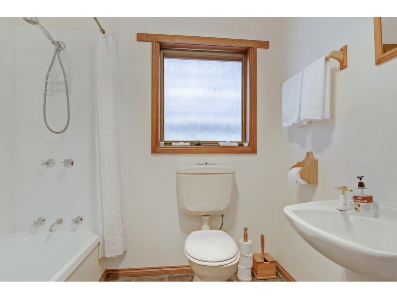20 River Street, Carlton TAS 7173