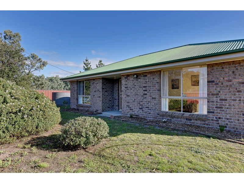 8 NICHOLAS AVENUE, Dodges Ferry TAS 7173