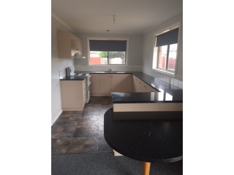 8 NICHOLAS AVENUE, Dodges Ferry TAS 7173
