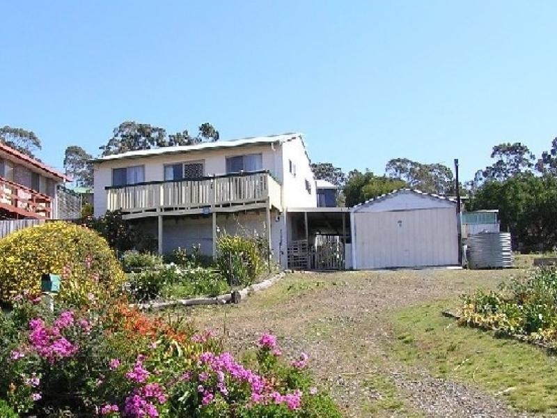 35 Sea Eagle Road, Primrose Sands TAS 7173