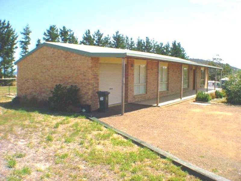 8 Colleen Crescent, Primrose Sands TAS 7173