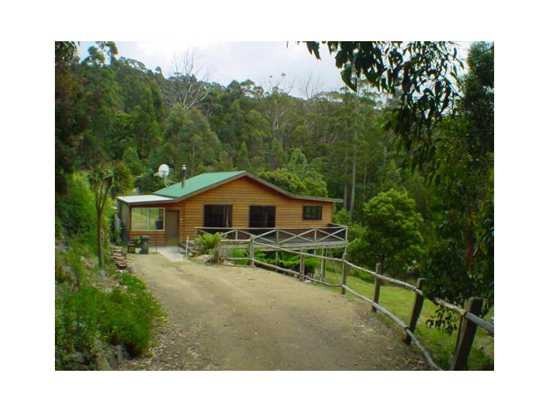 137 Pirates Bay Drive, Eaglehawk Neck TAS 7179