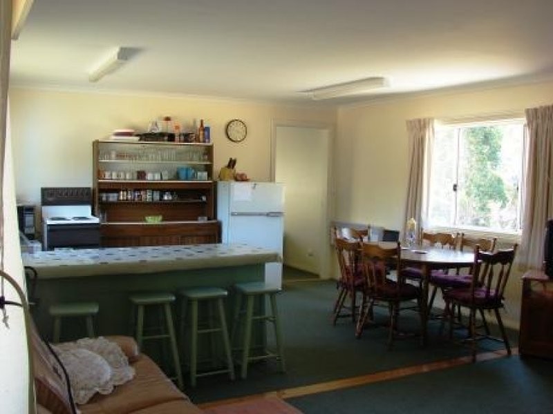 42 Wades Road, White Beach TAS 7184