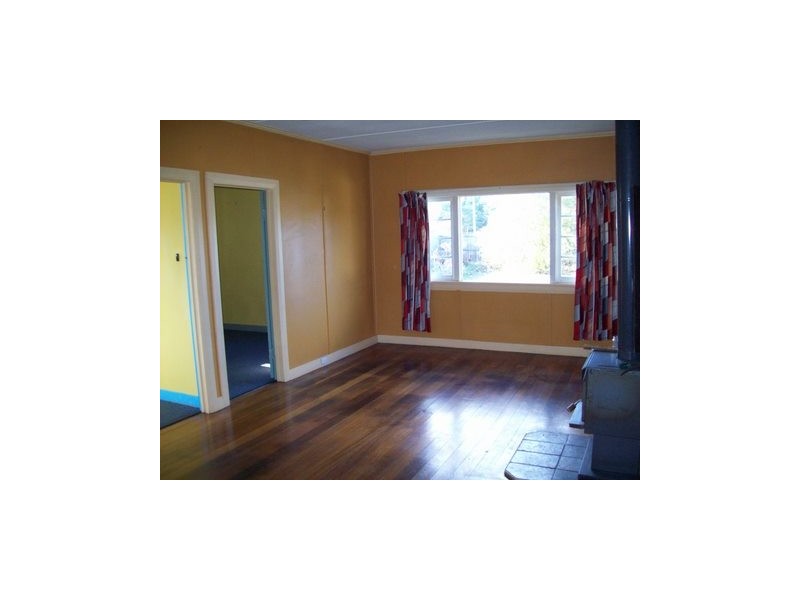 23  Tenth Avenue, Dodges Ferry TAS 7173
