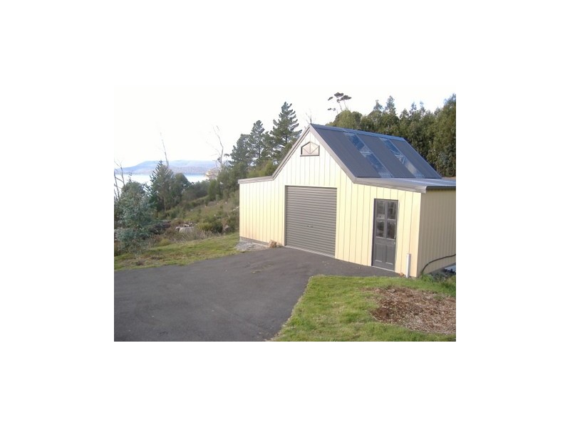 120 Salwater River Road, Premaydena TAS 7185